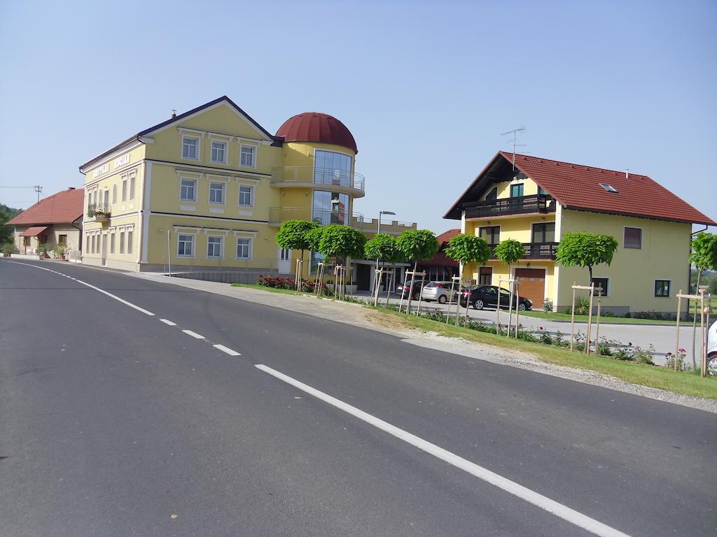 Bizeljsko Gostilna In Prenocisce Kocjan酒店 外观 照片